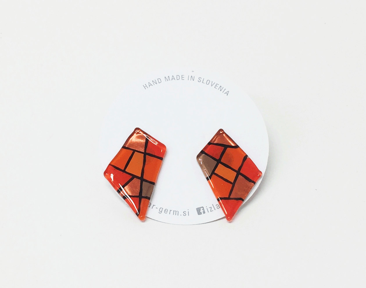 stud-ear.-orange--img_5033